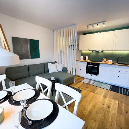 Urban Apartments Cosy No 4, Free Private Parking, Self Check-In Chorzów Eksteriør billede
