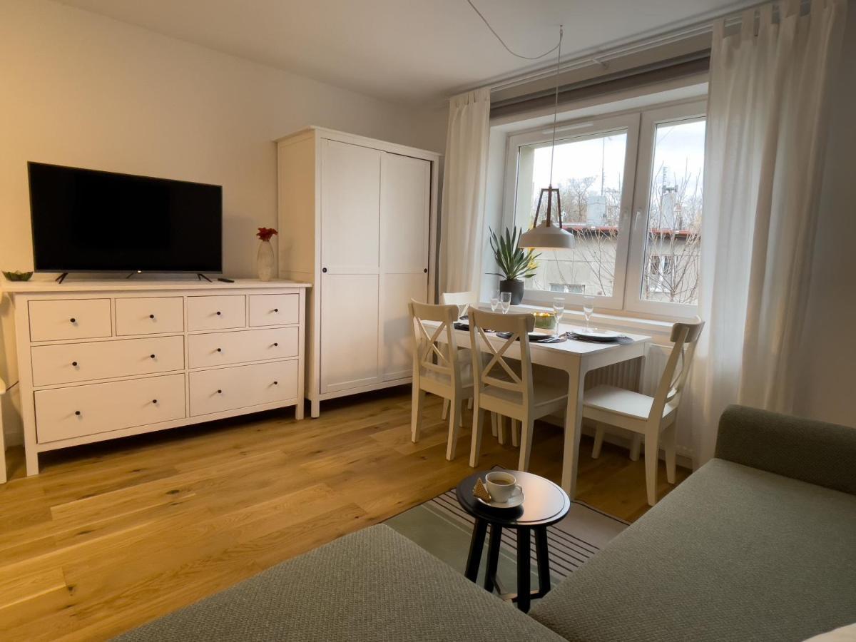Urban Apartments Cosy No 4, Free Private Parking, Self Check-In Chorzów Eksteriør billede